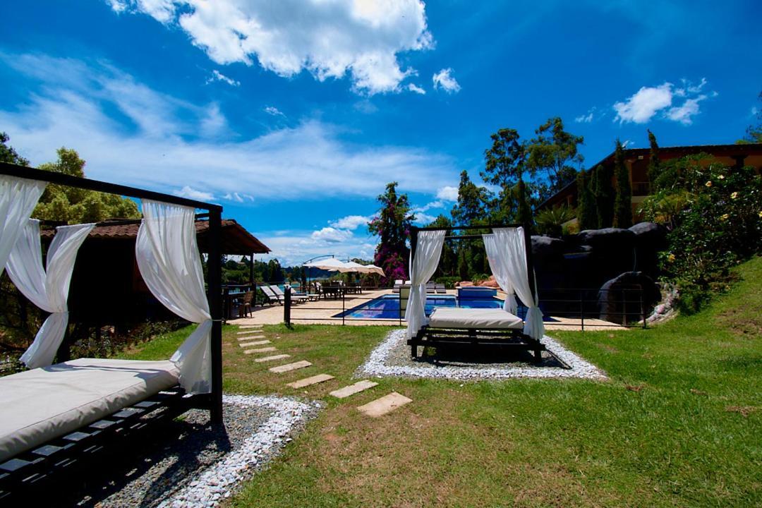 Mansion By Bernalo Hotels Guatapé Exterior foto