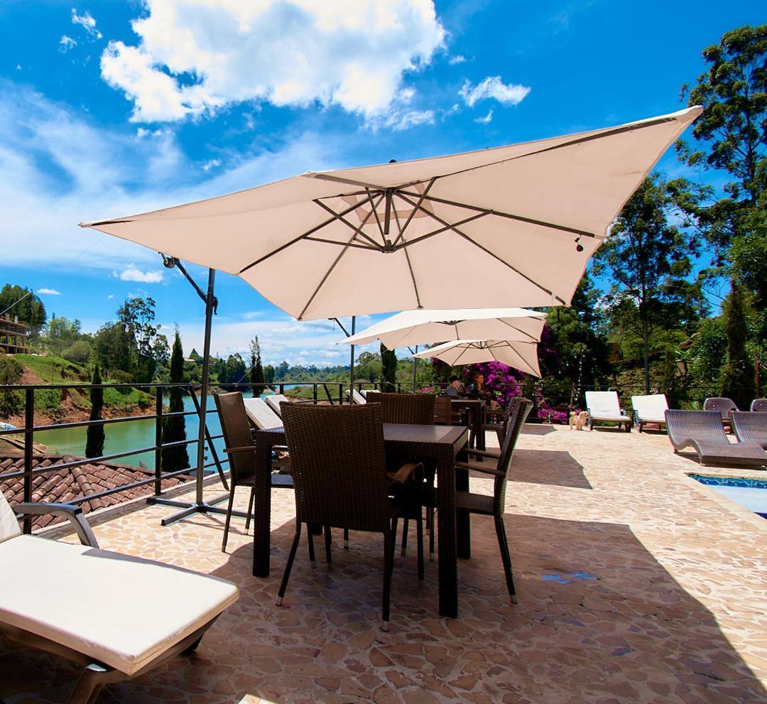 Mansion By Bernalo Hotels Guatapé Exterior foto